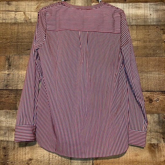 Cabi Patriot Stripe V Neck Blouse, size small - Picture 4 of 5